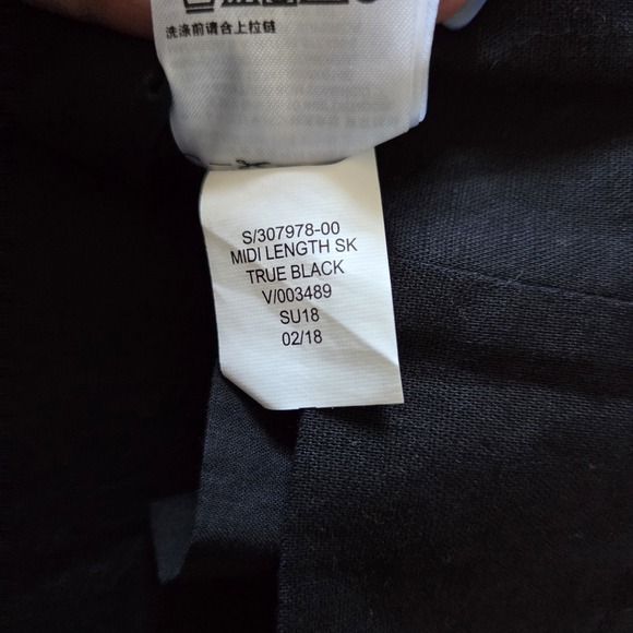 Old Navy Smocked Midi Skirt Pockets Boho Cottagecore Black Size 16 NWT - Picture 8 of 10